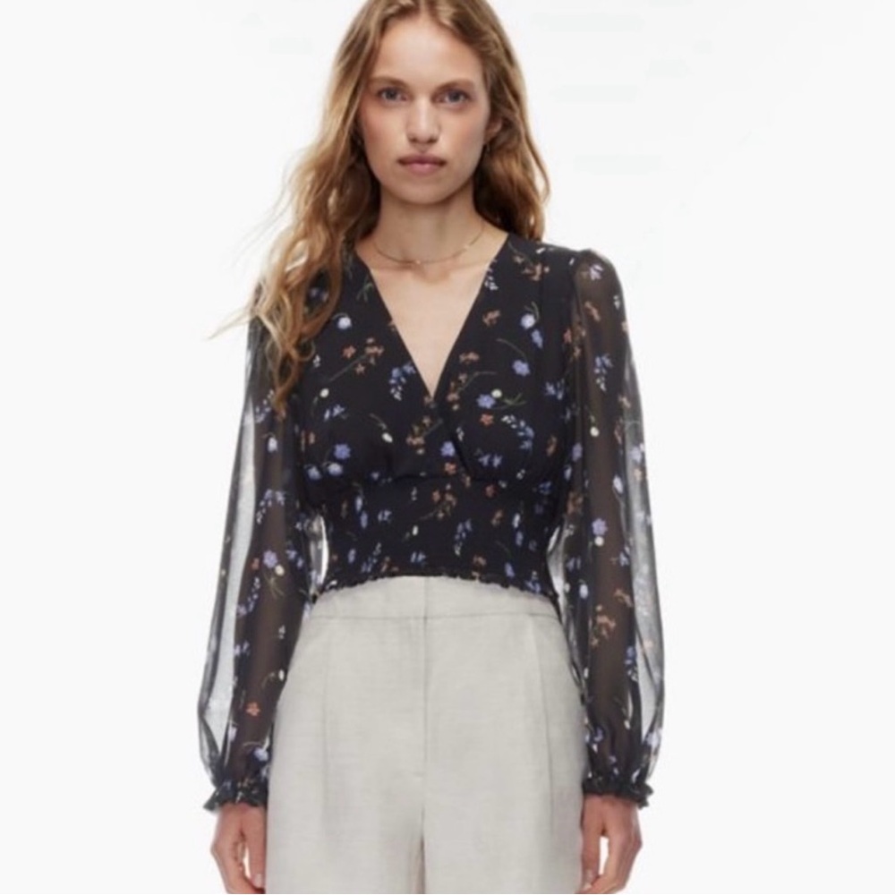 Brand New Aritzia Wilfred Wistful Smocked Blouse